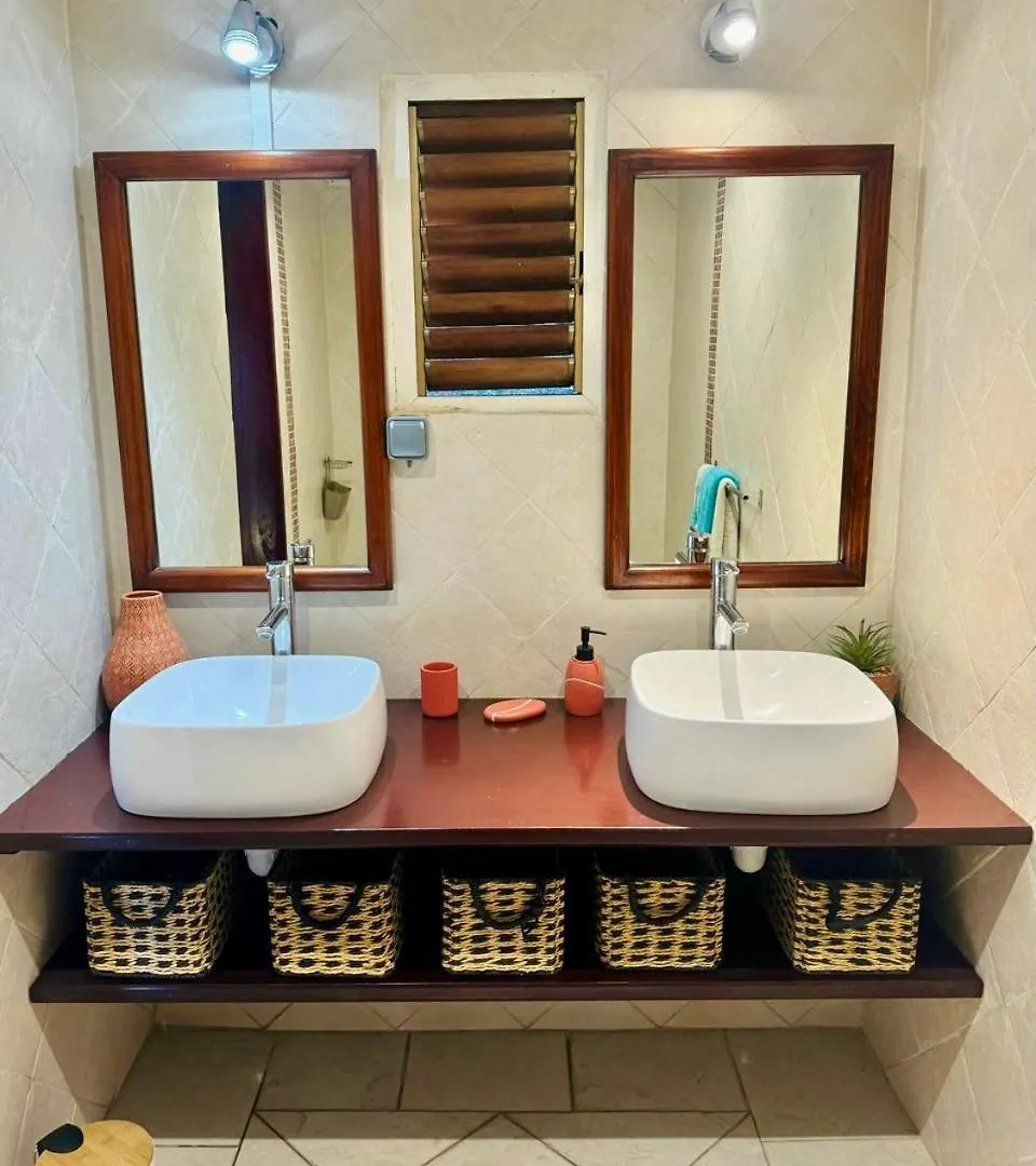 Villa Vue Sur Mer Tout Confort Avec Piscine, Proche Plages - Deshaies Centre Guadeloupe